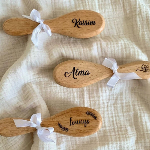 DOYOUWE Personalised Baby Hairbrush, Wooden Newborn Comb, Soft Brush Set, Birth Comb, Natural