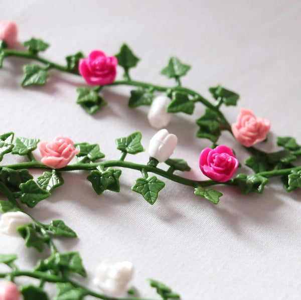 Aorvoras Dollhouse Vines - Miniature Rose Flower Vine for Fairy Garden Decoration (4PCS)