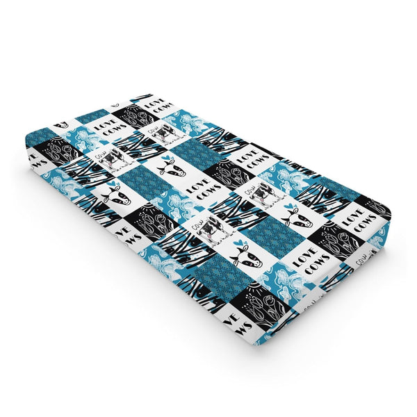Love Cows Changing Pad Cover, Hippie Funny Cows Boho Floral for Boys Girls, 32''x16'', Soft Breathable