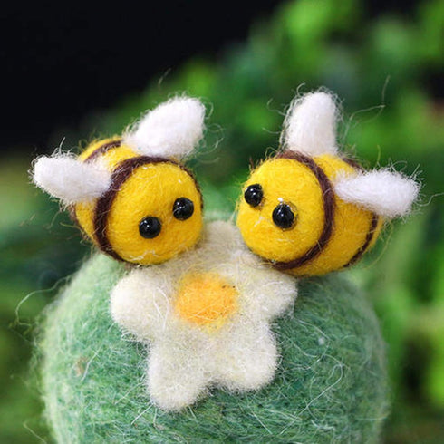 Prudance 12 Piece Wool Felt Bees, Cute DIY Craft Supplies for Baby Showers and Home Decoration