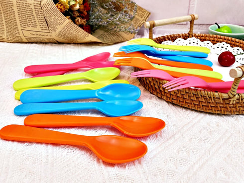 16 Pcs Kids Plastic Utensils - Reusable Toddler Feeding Utensils with 8 Forks and 8 Spoons, BPA Free