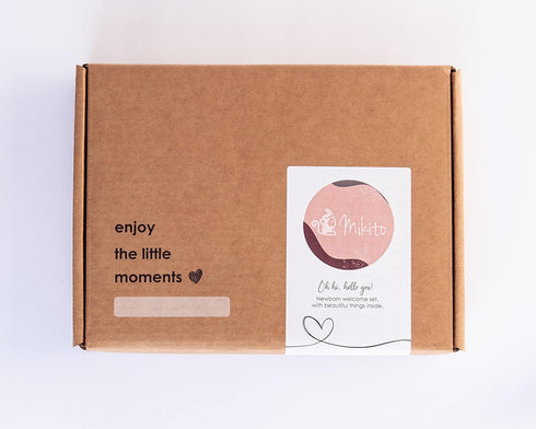 Mikito (2Pcs) Set, Organic Cotton Newborn Gifts Box, Baby Gifts Unisex incl. Muslin Baby Lovey Comforter + Baby Bandana