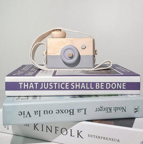 Baby Toy Wooden Mini Camera Toy, Baby Kids Cute Mini Sharpe Toy, Neck Hanging Photographed Props for Baby Toddlers