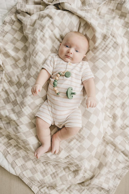 100% Silicone Pacifier Clip Metal-Free, Rust-Free, Food-Grade Silicone and Natural Beech Wood, Secure Pacifier Holder