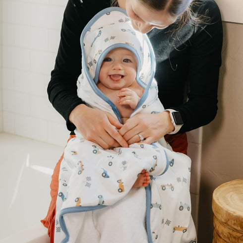 Speedster Premium Knit Hooded Towel by Copper Pearl - Soft & Absorbent