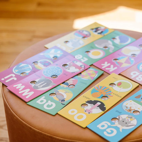 Melissa & Doug Poke-a-Dot Alphabet Learning Cards, Interactive Alphabet-Themed Learning Cards for Toddlers