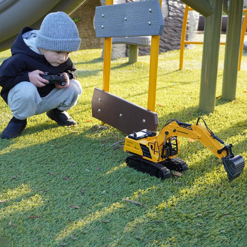 1:18 11-Channel 100-Min 2026 6-12 Metal RC Excavator Toy for Kids | Remote Control Construction Vehicle with Water