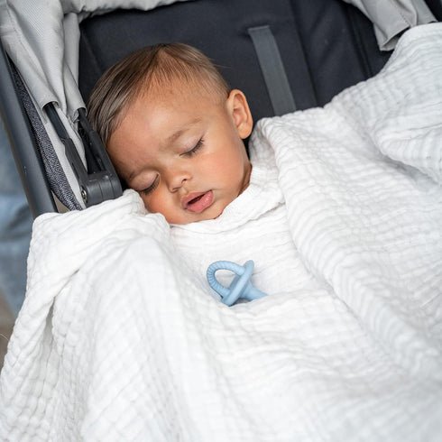 Set Comfy Cubs Muslin Crib Sheet and Baby Blanket - Brown/White Bundle