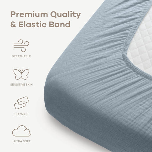 Set Comfy Cubs Grey/White Muslin Crib Sheet & Baby Blanket