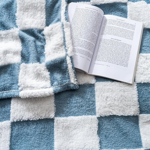 Yagle Mate 3D Cozy 30x40 Inches, Fleece Baby Blanket for Boys Checkerboard Design, Warm and Fluffy Infant Newborn