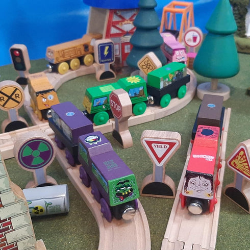 15 Pieces Wooden Traffic Signs for Kids, Zany Street Signs for Play Mats and Toy Trains, Educational Accessories