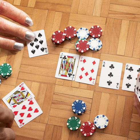 Hariendny 3 Decks Mini Playing Cards, Party Spoof Fun Smal Playing Cards, Miniature Poker Cards, Mini Poker Game