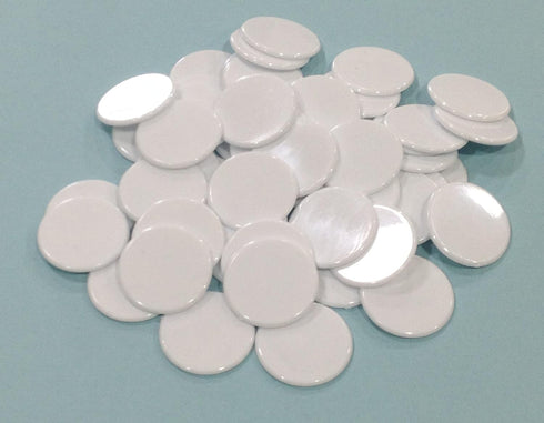 Plastic Counters: White Color Gaming Tokens - 50 Pieces for Bingo Chips, Tiddly Winks, and Board Games