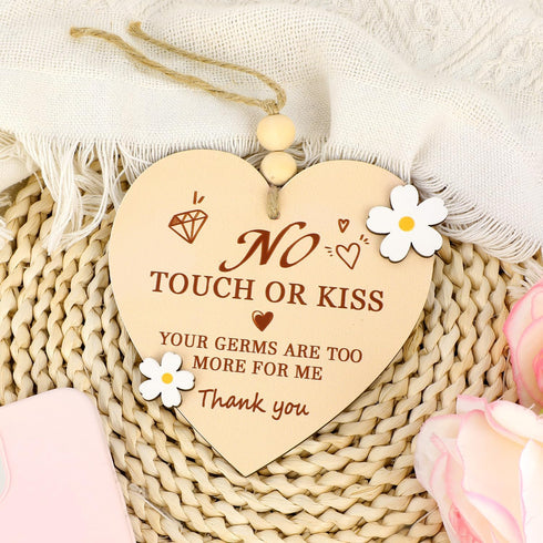 Penitue Wooden No Touch or Kiss Baby Sign, Cute Heart Shape Do Not Touch Baby Sign with Hanging Rope for Stroller Car