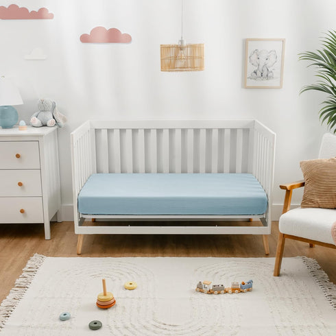 Set White Muslin Fitted Crib Sheet & Waffle Weave Blanket