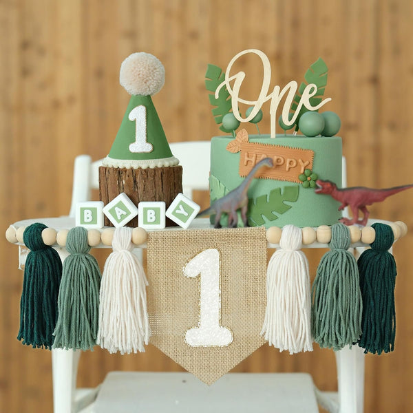 JUIIZAY First Birthday Party Decorations Green High Chair Banner No.1 Crown Cake