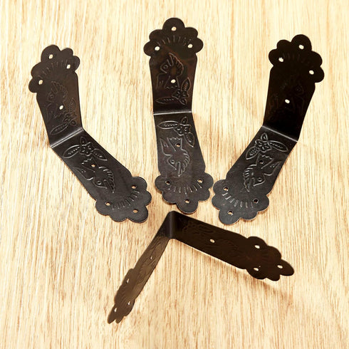 dophee 4Pcs Antique L Shaped Corner Guards, Decorative Edge Bracket Protectors with Mounting Screws