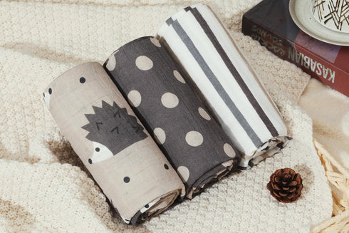 ONLYCUBBYA 100% 47" 47" 2 Muslin Baby Quilt Cotton Newborn Blanket X Layers Muslin Swaddle for Boy and Girl (Brown)