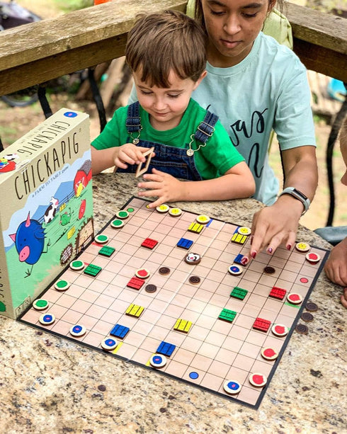 Buffalo Games - Chickapig - A Farm to Table Game