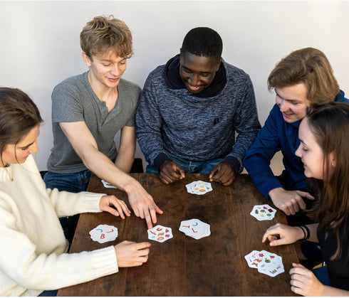 FlexiQ WHAT DO YOU MEME? Letter Links — Word Match Game, Brain Teasers for Kids 6+, Family Board Games