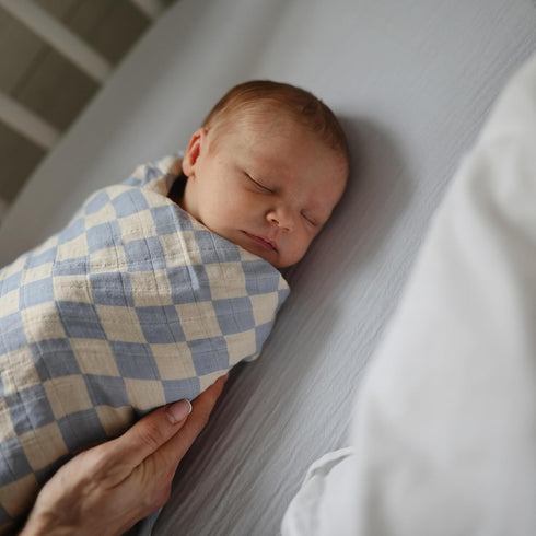 192 Count 28"x 52" mushie Extra Soft Muslin Fitted Crib Sheet | Thread | (Blue Flowers)