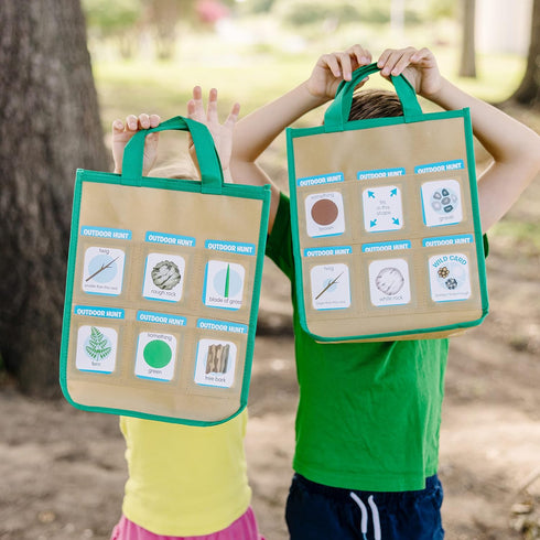 Melissa & Doug Let’s Explore Indoor/Outdoor Scavenger Hunt Play Set, 80 Double-Sided Cards for Kids 4+