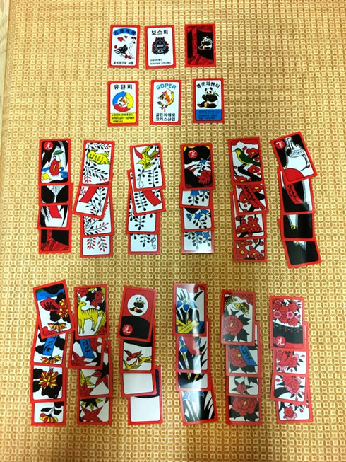Lucky Panda Hwatu Card Set, Korean Flower Battle Traditional Card Game for Go or Stop/Godori