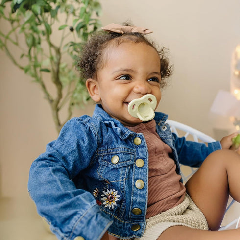0-36 Pacifier Soft Silicone Months BPA Free Natural Latch Lightweight, Dishwasher Safe for Newborns, Infants, Toddlers