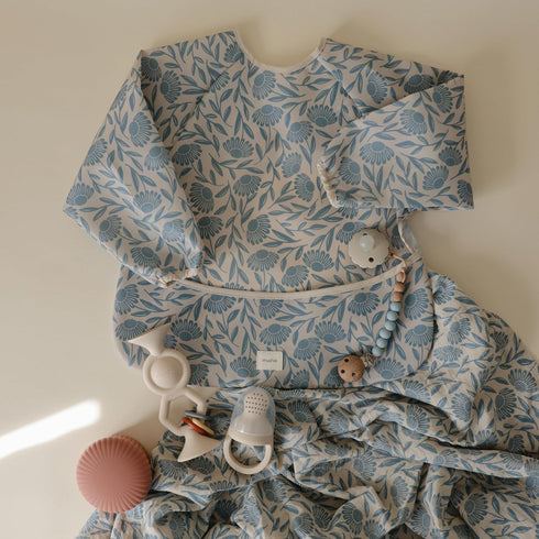 100% mushie Muslin Baby Swaddle Blanket | Organic Cotton (Blue Flowers)
