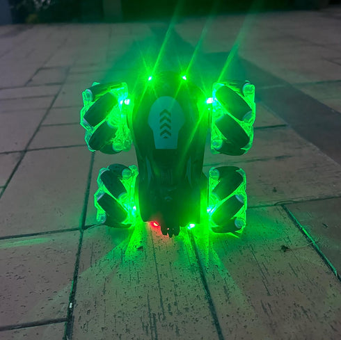 Gesture Sensing RC Stunt Car, 2.4G 4WD Hand Controlled, 360° Flips, Remote Control Car Toy for Boys