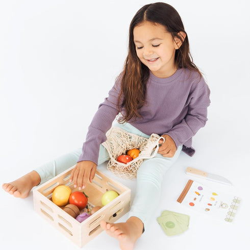Set 21-Piece 2 3 4 Pearhead Wooden Play Food Pretend Kitchen Toy, Cutting Fruits & Veggies, FSC-Certified, Farmers