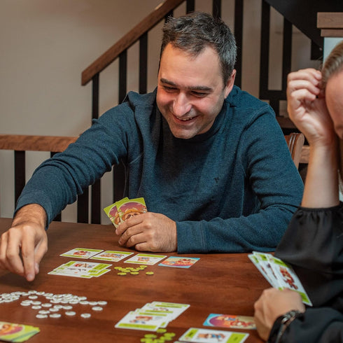 Tanuki - Take-That Card Game for 3 to 8 Players, Non-Stop Player Interaction, 20 Minutes, Ages 7+
