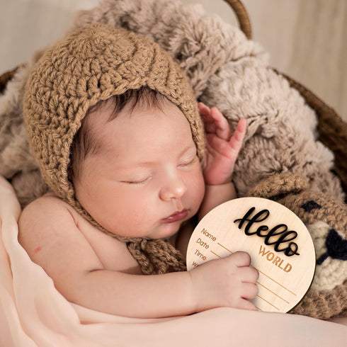 NQEUEPN 5.9 Inch Baby Announcement Sign, Wooden Hello World Newborn Welcome Sign Birth Baby Name Plaques for Photo