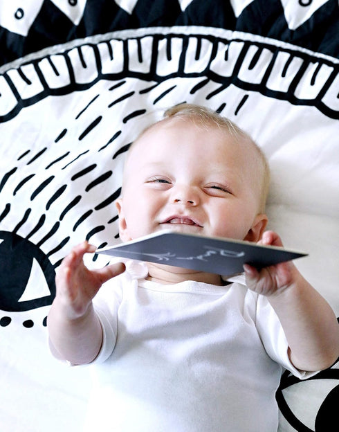 Wee Gallery Art Cards for Baby - Durable High Contrast Black and White Animal Flashcards for Newborns, Sensory Toys,
