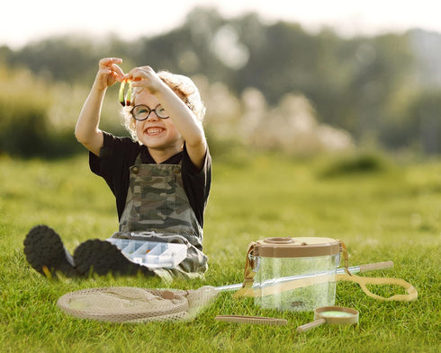 Set Montessori Mama Kids' Bug Catching Kit - Complete Insect Exploration with Habitat, Extendable Net, Magnifying Tools