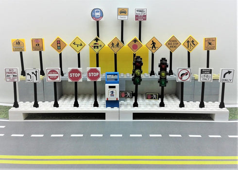 Custom Toys & Hobbies City/TOWN/VILLAGE/STREET 25 Play Road Signs, POST BOX, TRAFFIC LIGHTS