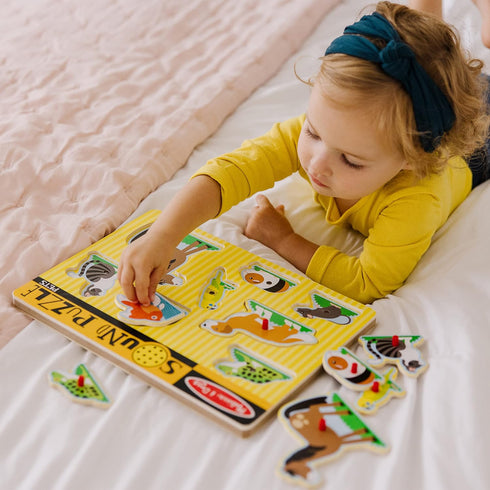 Melissa & Doug Pets Sound Puzzle - Wooden Peg Puzzle with Sound Effects (8 pcs) for Toddlers and Preschoolers