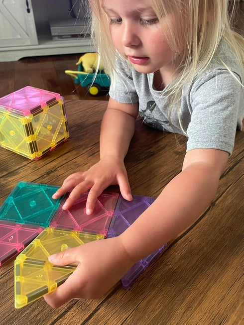 CreateOn Crayola Magnetic Tiles, Building Set for Kids, STEM Travel Toys for Ages 3+, 14-Piece Set (Pastel)