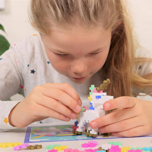 PLUS PLUS Learn to Build Unicorns, 240 Pieces Construction Building STEM Toy, Kids Mini Puzzle Blocks