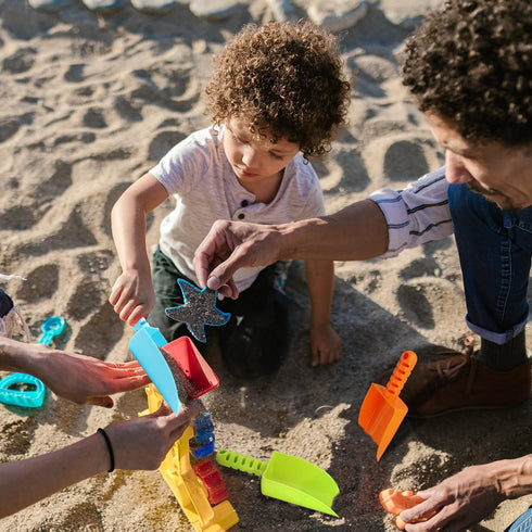 Heavy Duty Plastic Beach Shovel Toys for Kids, 4 Pack Outdoor Digging Sandbox Toys Sets for Toddlers