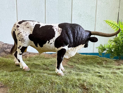 Gemini&Genius Longhorn Cow Action Figure, Hand Painted 6 Inches, Realistic Farm Animal Toy for Children