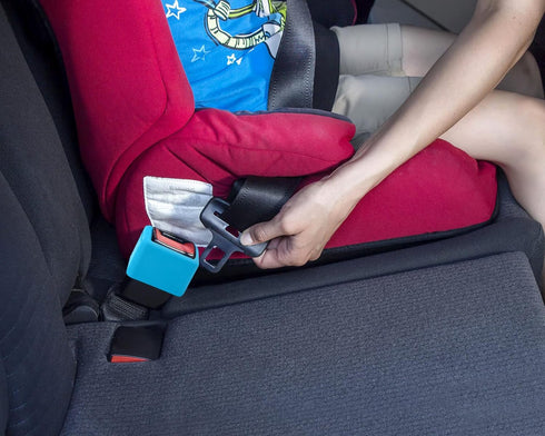 2 DS. DISTINCTIVE STYLE Seat Belt Holder Easy Access Seatbelt Accessories for Kids Pieces(Blue)