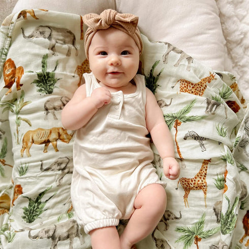 LifeTree Muslin Swaddle Blankets Neutral, Baby Washcloths Safari Animals Swaddling Wrap Nursery Receiving Blanket
