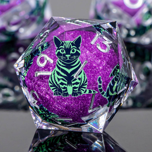 KERWELLSI Cat Liquid Core DND Dice Set with Gift Box, 7Pcs Resin