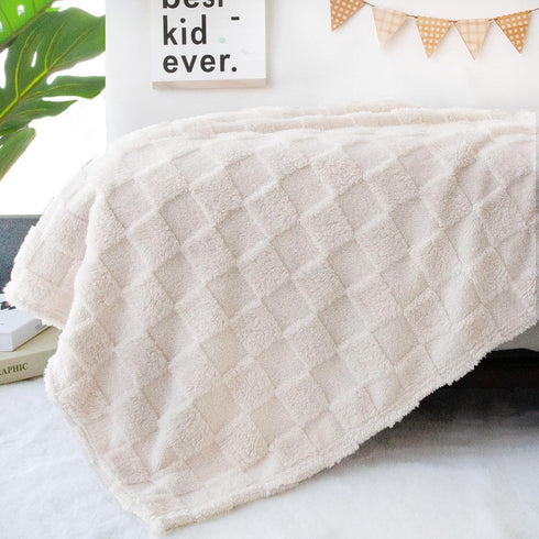HOMRITAR 3D Gingham Fleece Baby Blanket for Girls Boys, Cozy Decor for Home Bed, 30 x 40 Inches Cream