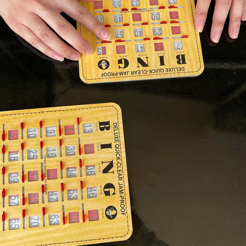 25 Pack MR CHIPS Jam-Proof Quick-Clear Deluxe Fingertip Slide Bingo Cards with Sliding Windows in Woodgrain Style
