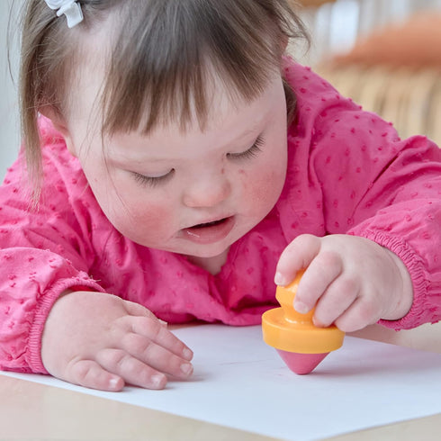 READY 2 LEARN Easy Grip Crayons - 6 Colors, Non-Toxic Toddler Crayons, Easy to Hold, Refills Available