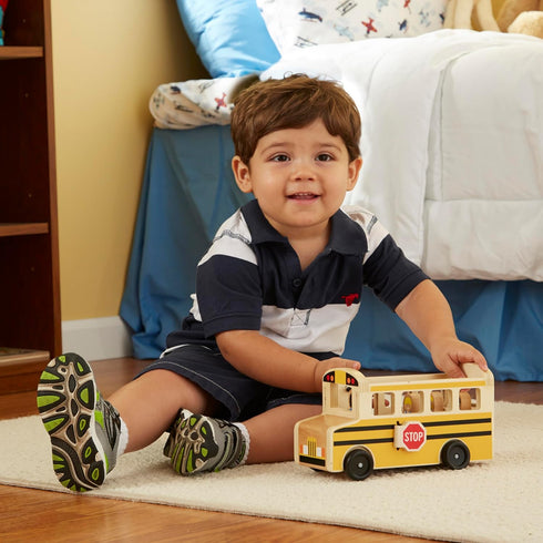 Melissa & Doug School Bus Wooden Toy Set With 7 Figures, Classic Pretend Play Toys For Kids.