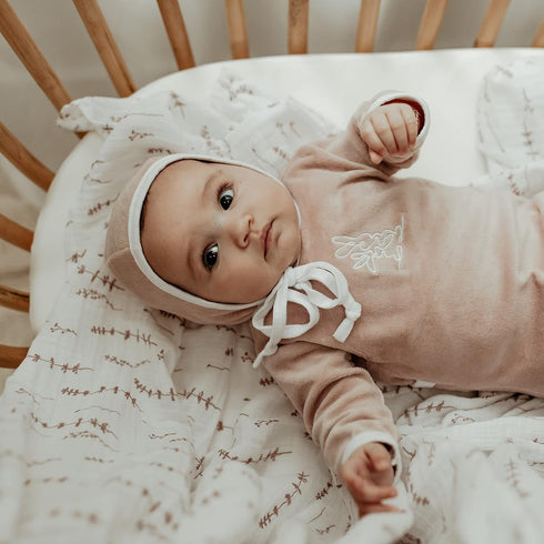 2-Pack 100% (47 47) Ely's & Co. Muslin Swaddle Blanket Cotton Muslin Extra-Large Swaddle Blankets x Solid + Printed
