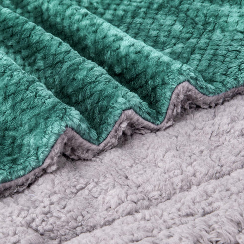 Cozy 3040, Fuzzy Sherpa Reversible Blanket for Baby, Soft Warm Coral Fleece Toddler, Infant or Newborn Reversible